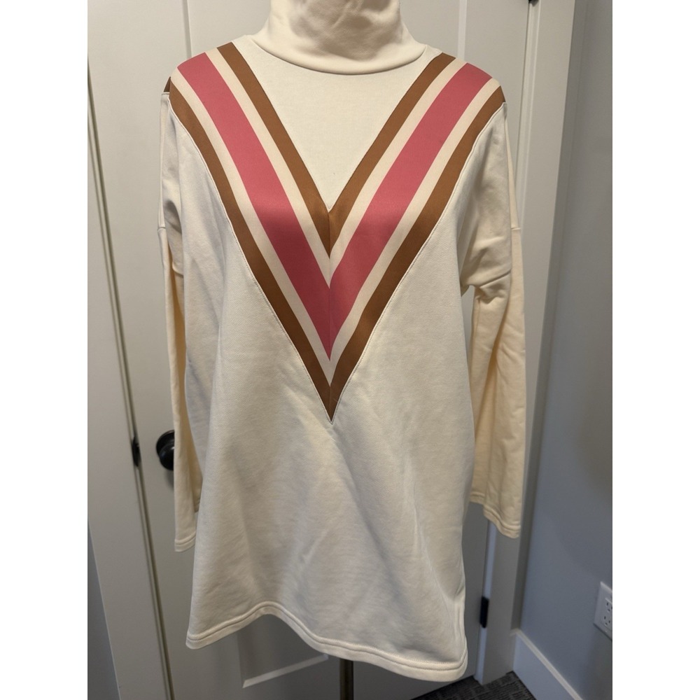 NWT Boutique Smith‎ And Quinn Sweatshirt CreamFleece Logo Casual Sweatshirt